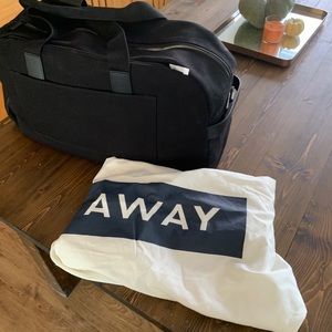 Away black canvas weekender bag luggage